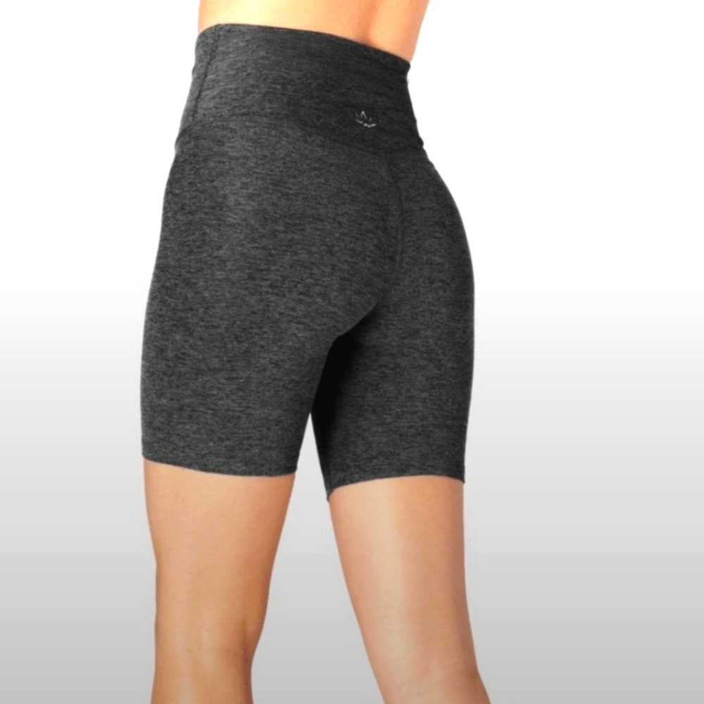 Beyond Yoga Spacedye Biker Shorts Size Small NWT